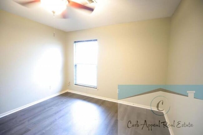 Photo - 3 Bedroom 2 Bath Home in Beautiful Neighborhood! A must see!!