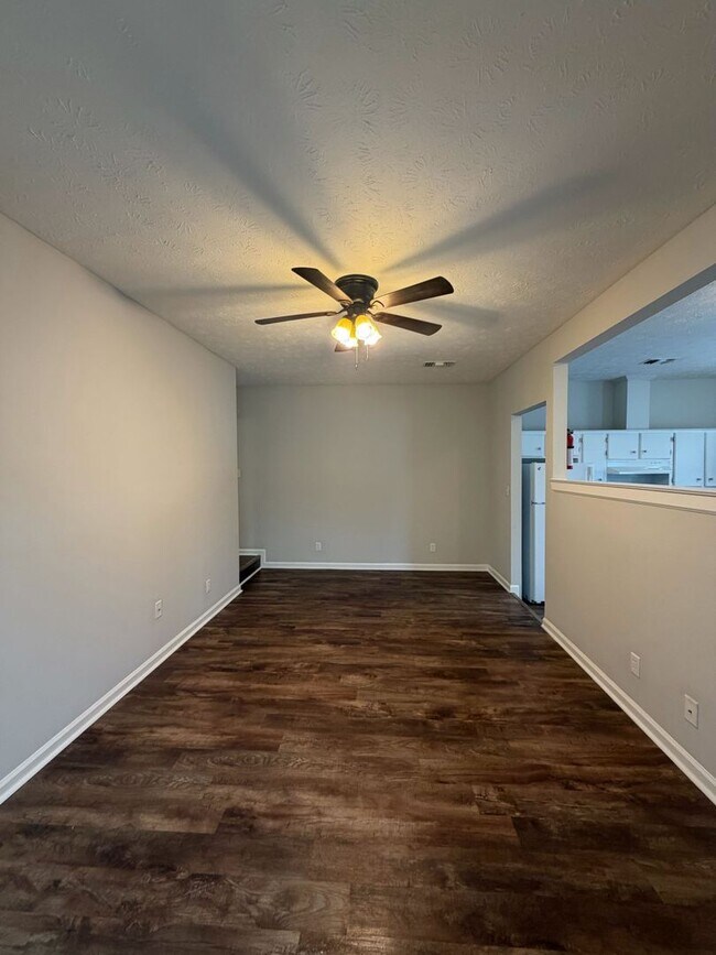 Photo - 139 Cedar Ct