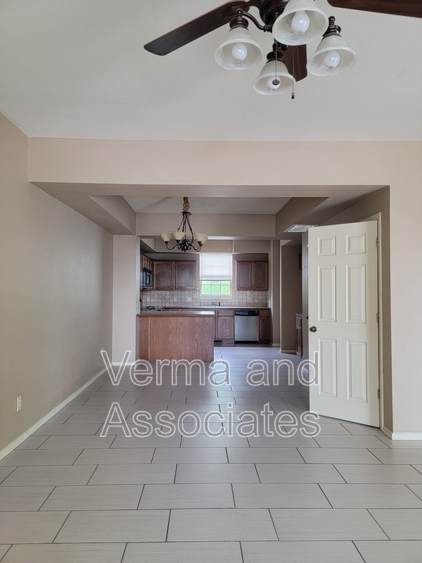 Photo - 192 Fair St