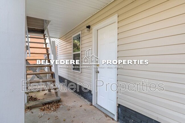 Photo - 437 24th St NW