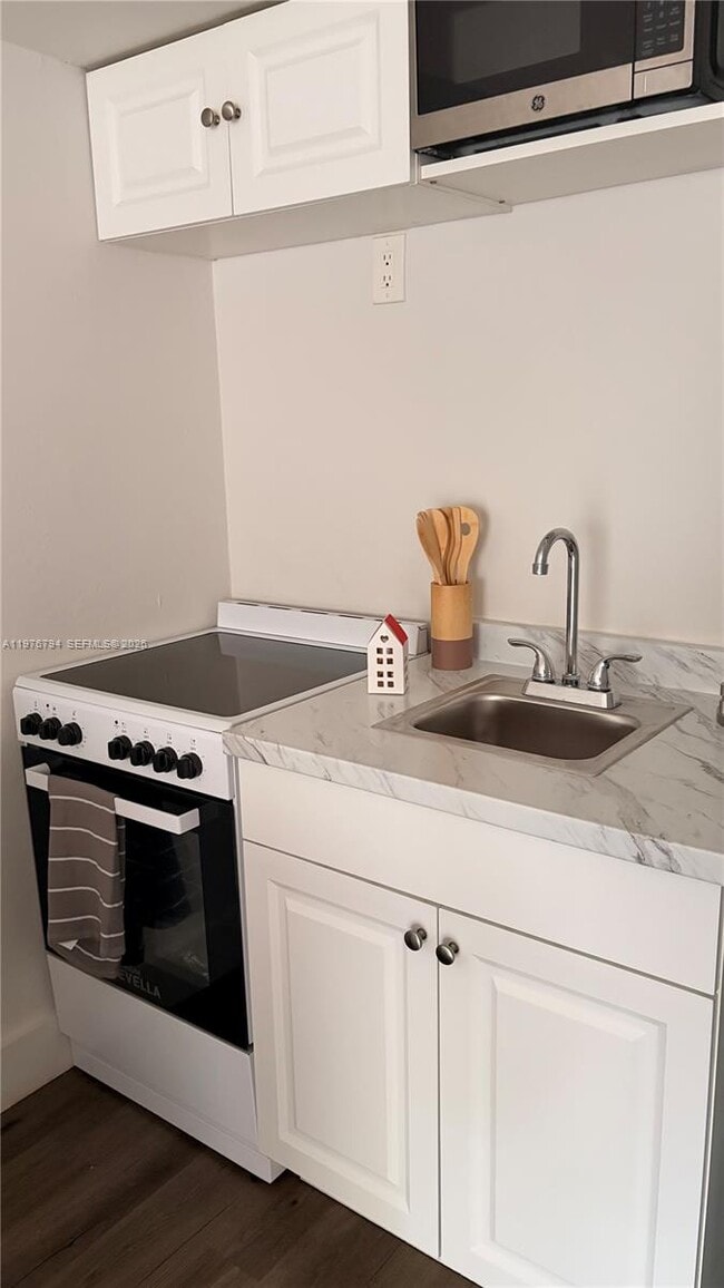 Photo - 2900 Bird Ave Unit 2