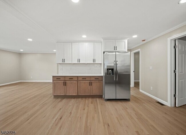 Photo - 71 Moore Pl