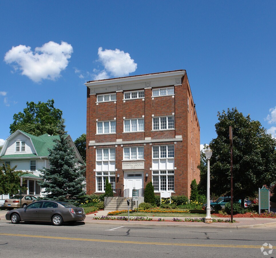Masonic Temple - Masonic Temple Apartments