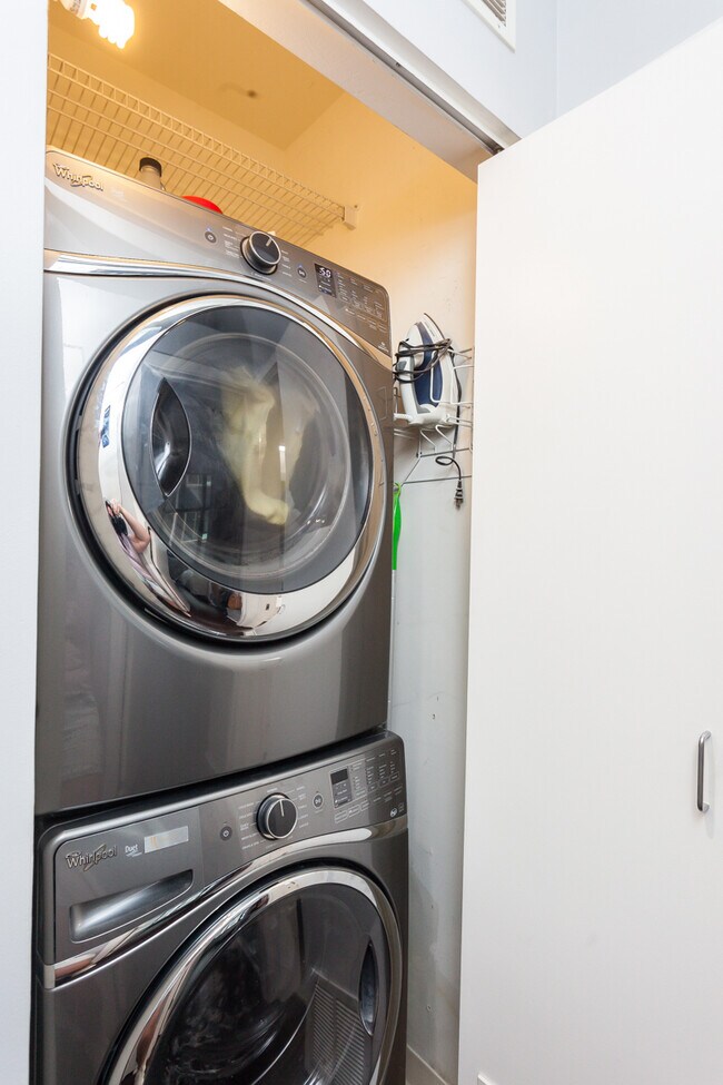 Photo - 130 S Canal St Unidad 410