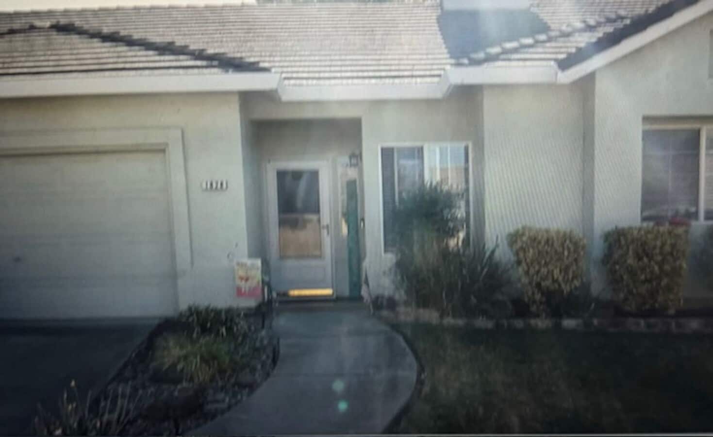 Beautiful 3 Bedroom, 2 Bath Home with Spacious Features - Beautiful 3 Bedroom, 2 Bath Home with Spacious Features