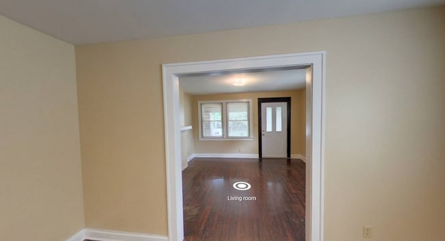 Photo - 129 E Tompkins St