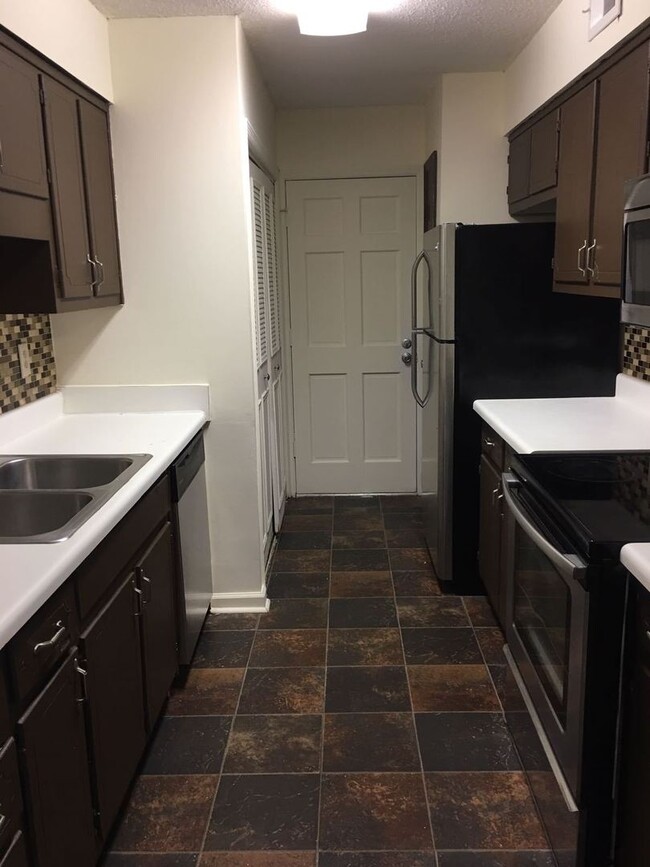 Photo - Renovated 2 Bedroom / 2 Bath Condo for Rent