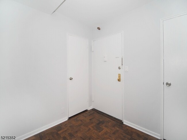 Photo - 377 S Harrison St Unidad 4A