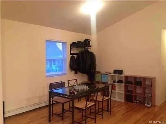 Photo - 457 Monroe Blvd Unit Upper