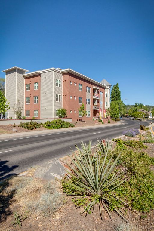 Photo - Mr. Flagstaff Apartments