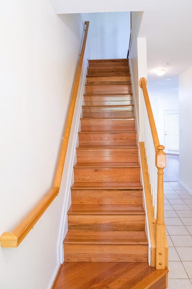 Photo - 6044 Blue Point Ct