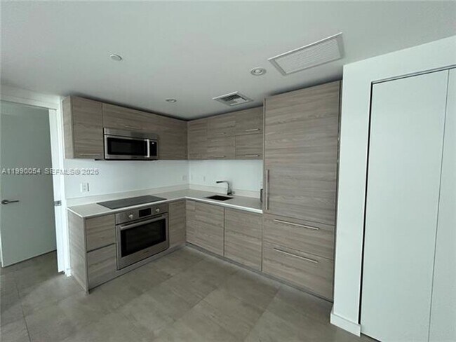 Photo - 1300 S Miami Ave Unidad 1300 S Miami Ave # 1607