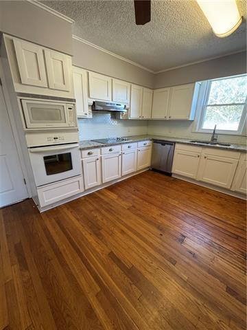 Photo - 408 Severn Ave