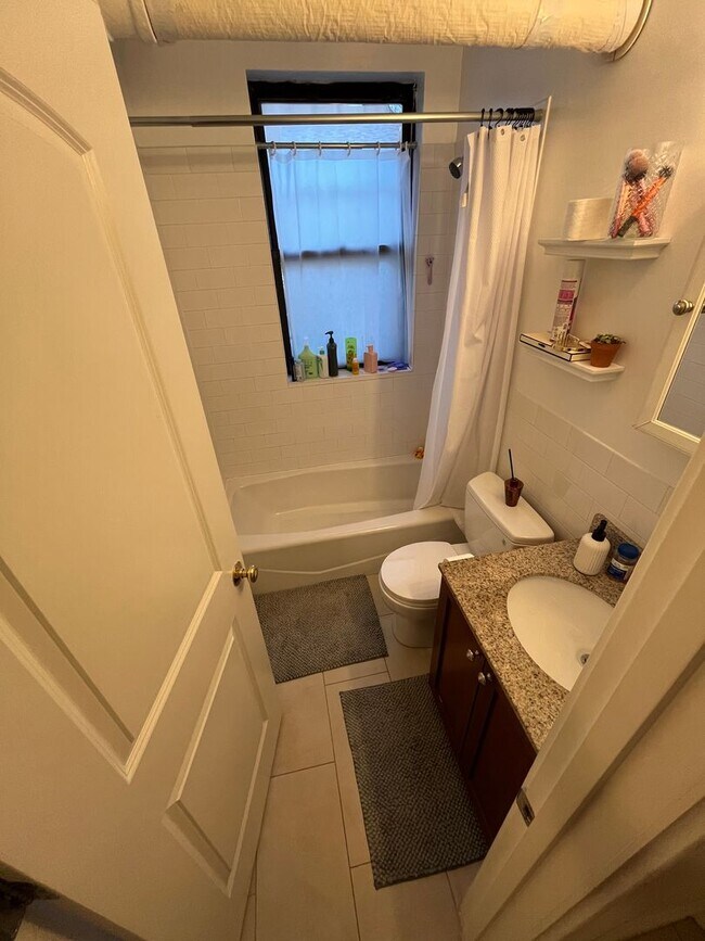 Photo - 1 bedroom available for Feb 1