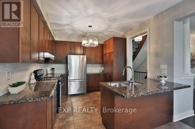 Photo - 2209 Blackbird Ct