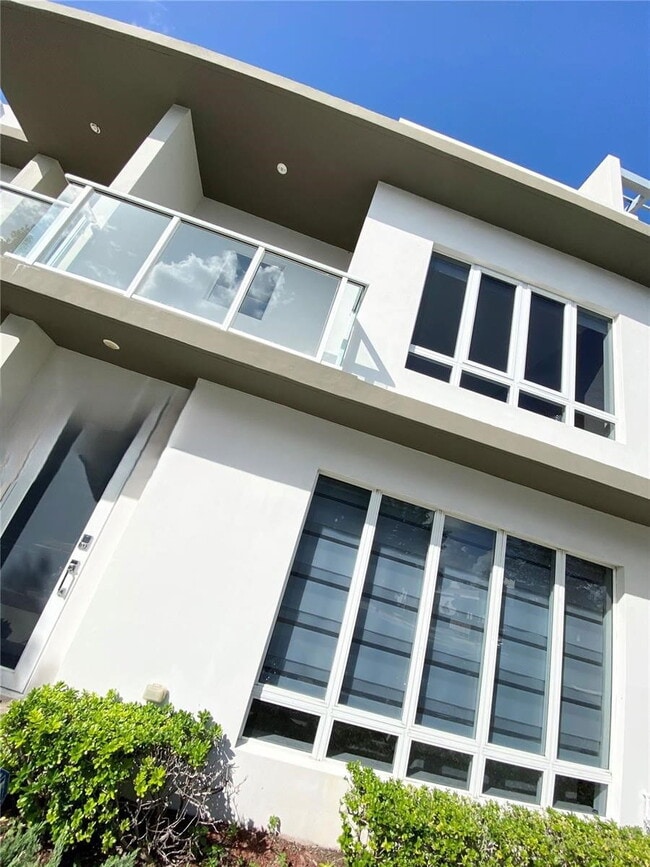 Photo - 6328 NW 105th Pl