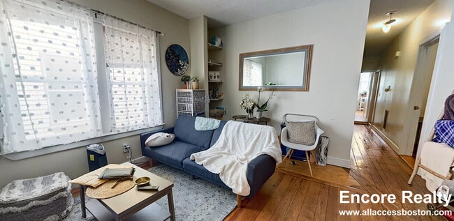 Photo - 125 Brook St Unit 2