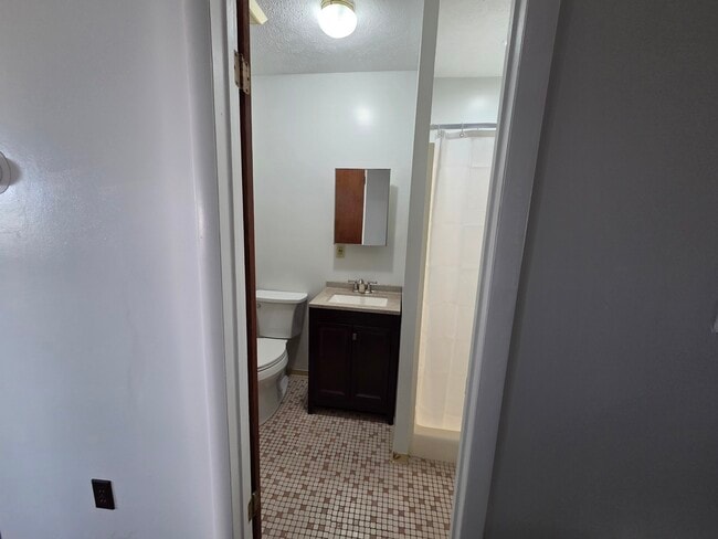 Photo - 739 2nd St Unidad 2b