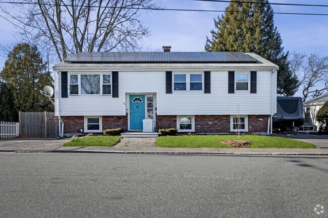Building Photo - 44 Belleview Ave Rental