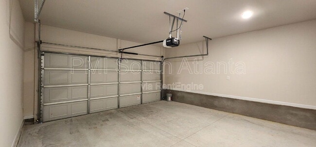 Photo - 336 Sinclair Ct