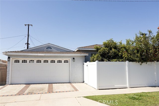 11527 Homeland Ave