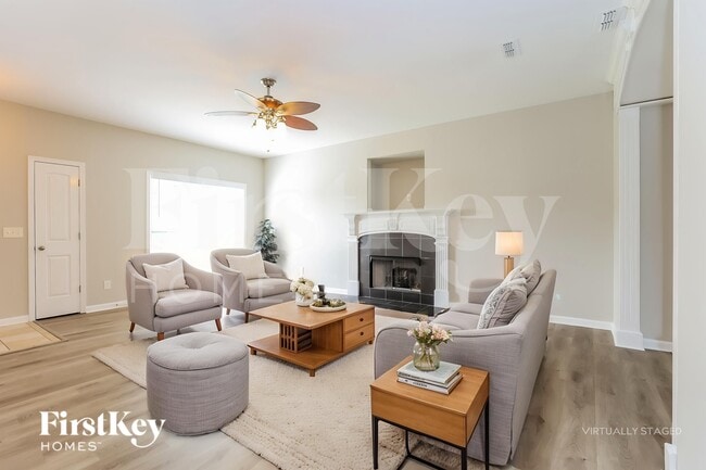 Photo - 1934 Shafer Dr