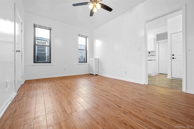 Photo - 933 Saratoga Ave Unit 3