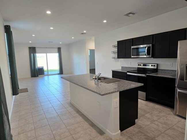 Photo - 3-bedroom home In Superstition Vistas, just 2 years new