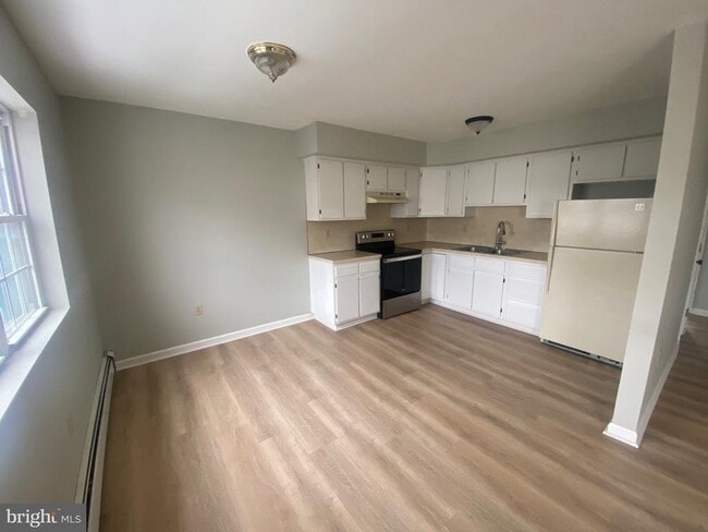 Photo - 130 Mortimer St Unit 1L