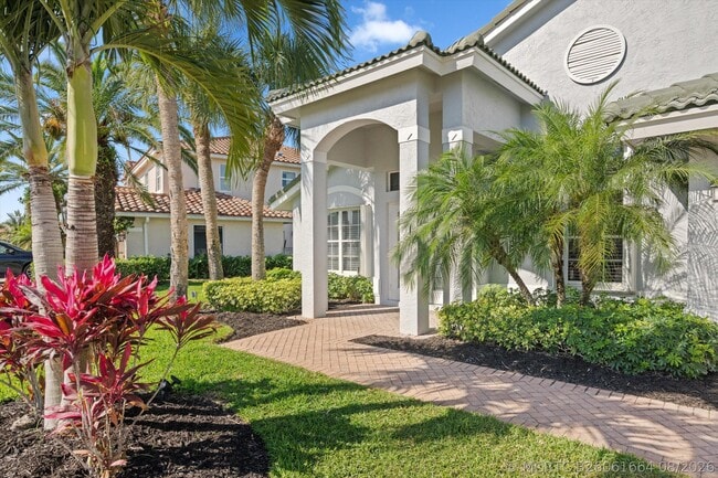 1871 Corsica Dr