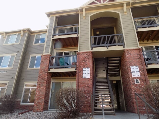 Photo - 2133 Krisron Rd