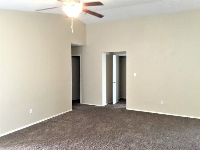 Photo - 6201 Capriccio Rd NW