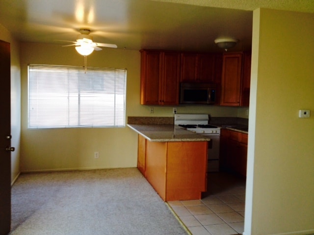 Dining - 2115 Mathews Ave (Redondo Beach, CA)