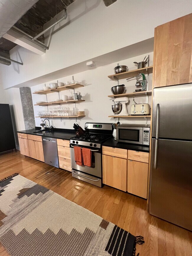 Photo - 140 Bay St Unidad # 2H