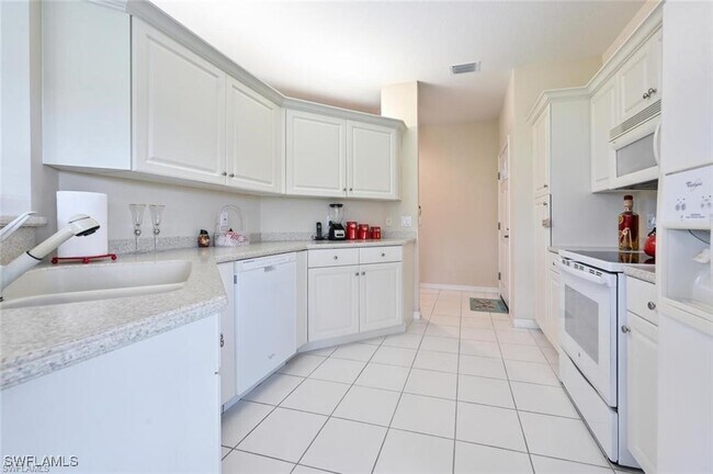 Building Photo - 6065 Pinnacle Ln Unit 1001