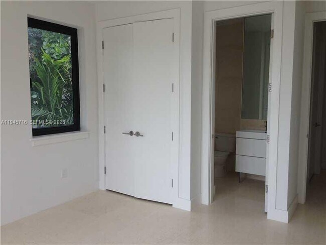 Photo - 474 Fernwood Rd