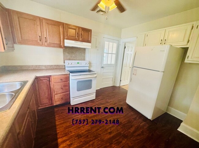 Photo - Lovely 3 Bedroom 2 Bath Single Family Home...