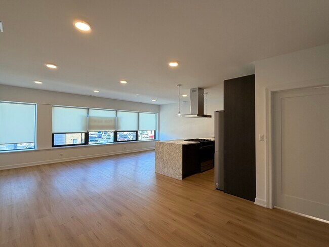 Photo - 2109 S Ashland Ave Unidad 2N