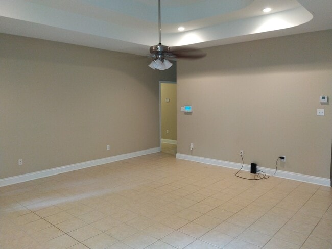 Photo - 1205 Commanche St