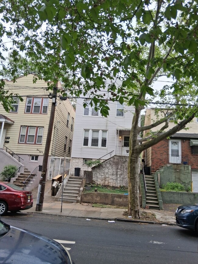 Photo - 182 Terrace Ave House