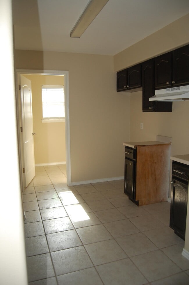 Photo - 3222 Monclova Dr