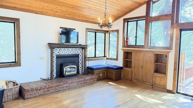 Photo - 26720 Robin Dr