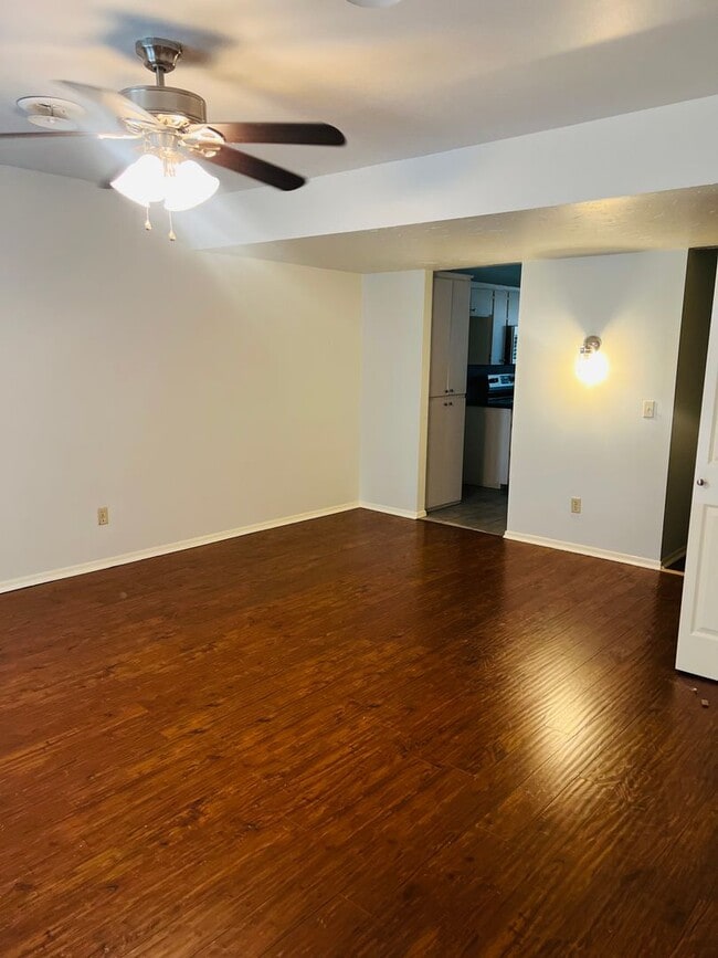 Photo - 803 S 24th St