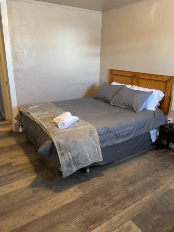 Building Photo - 316 E Flaming Gorge Way Rental