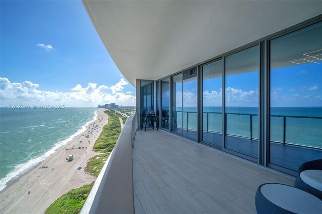Building Photo - 15701 Collins Ave Unit 1504 Rental