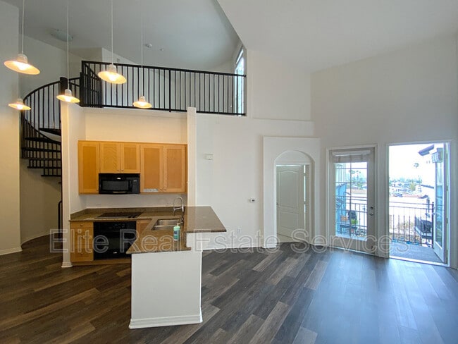 Building Photo - 3957 30th St Rental