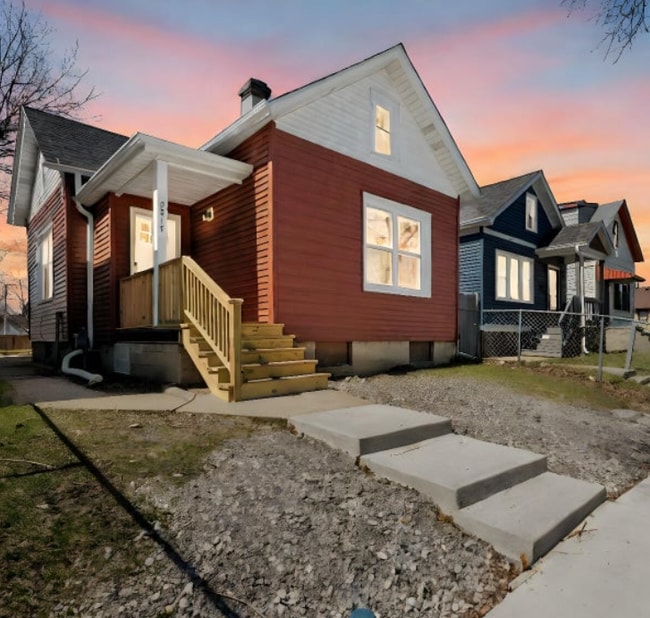 Building Photo - 2217 N Buffum St Rental