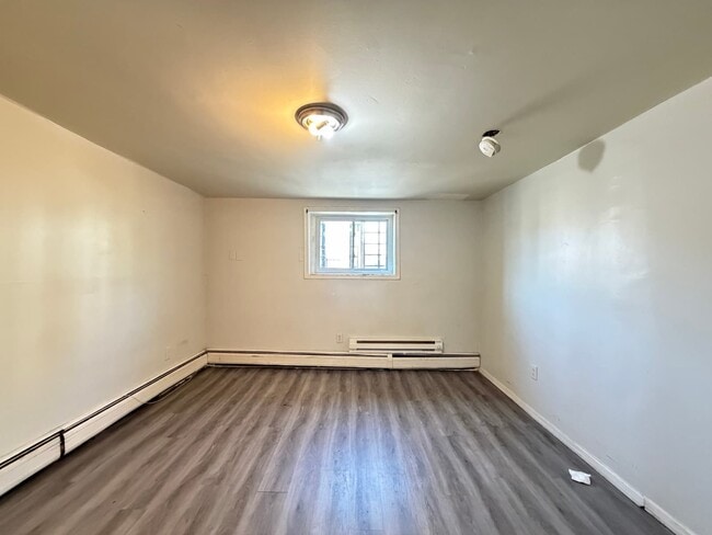 656 Ocean Ave 1F