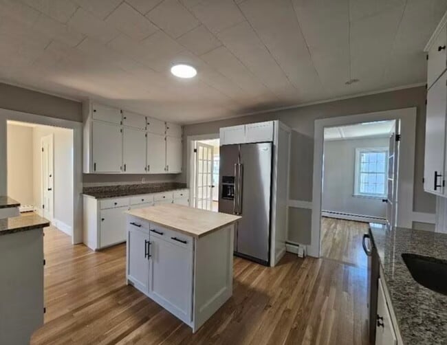 Building Photo - 23 Ingalls Ter Unit 2