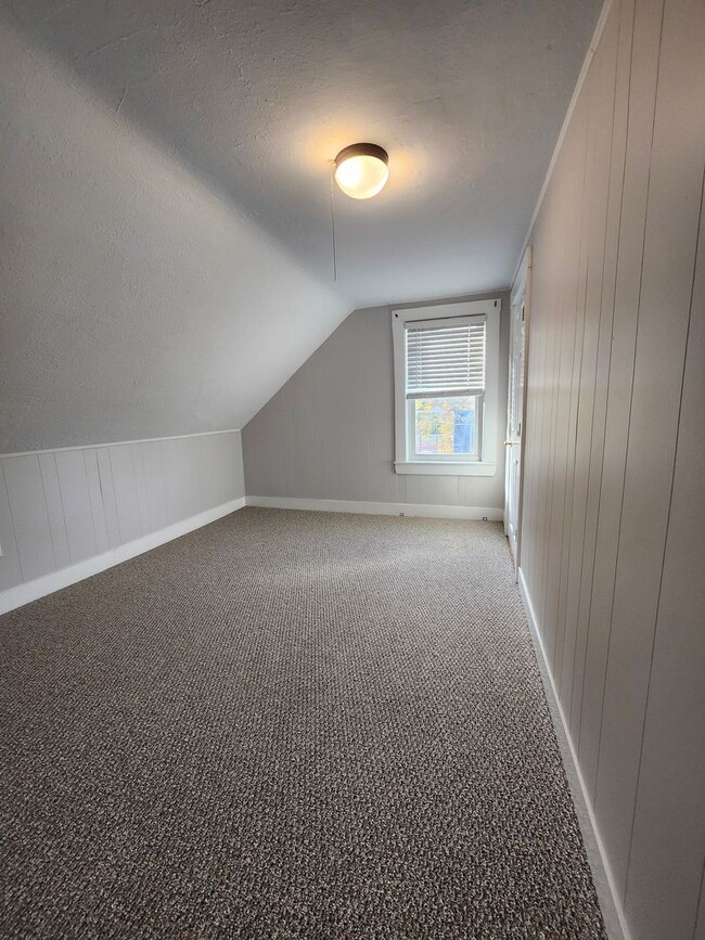 Photo - 292 Union St Unit 3